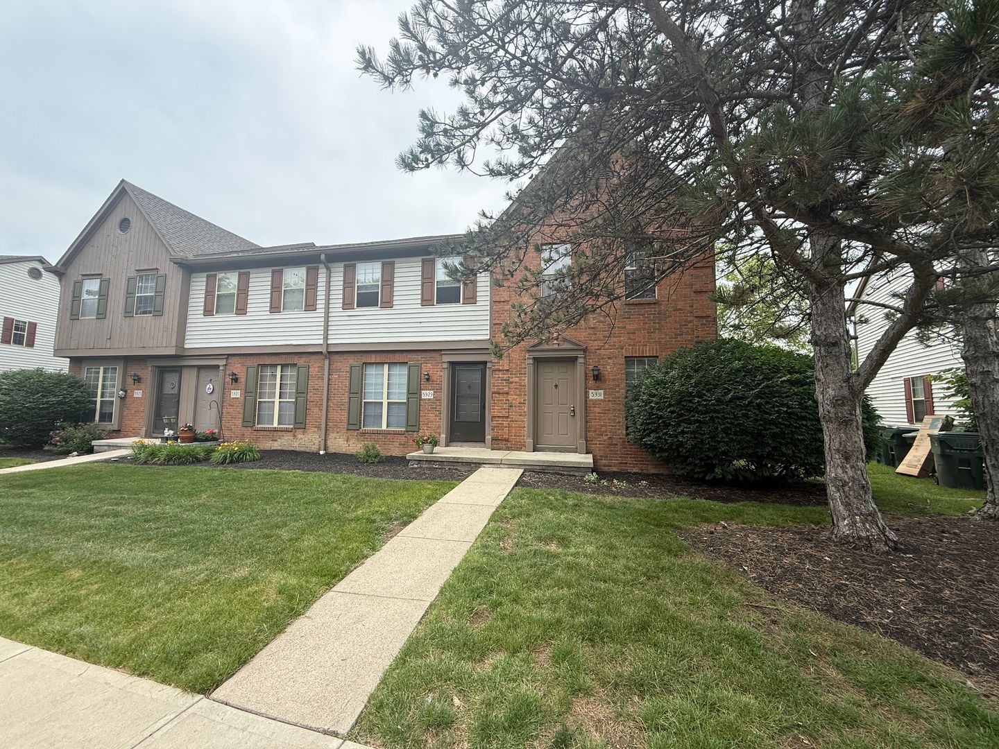 Columbus Townhome: 5931 Shadow Lake Circle