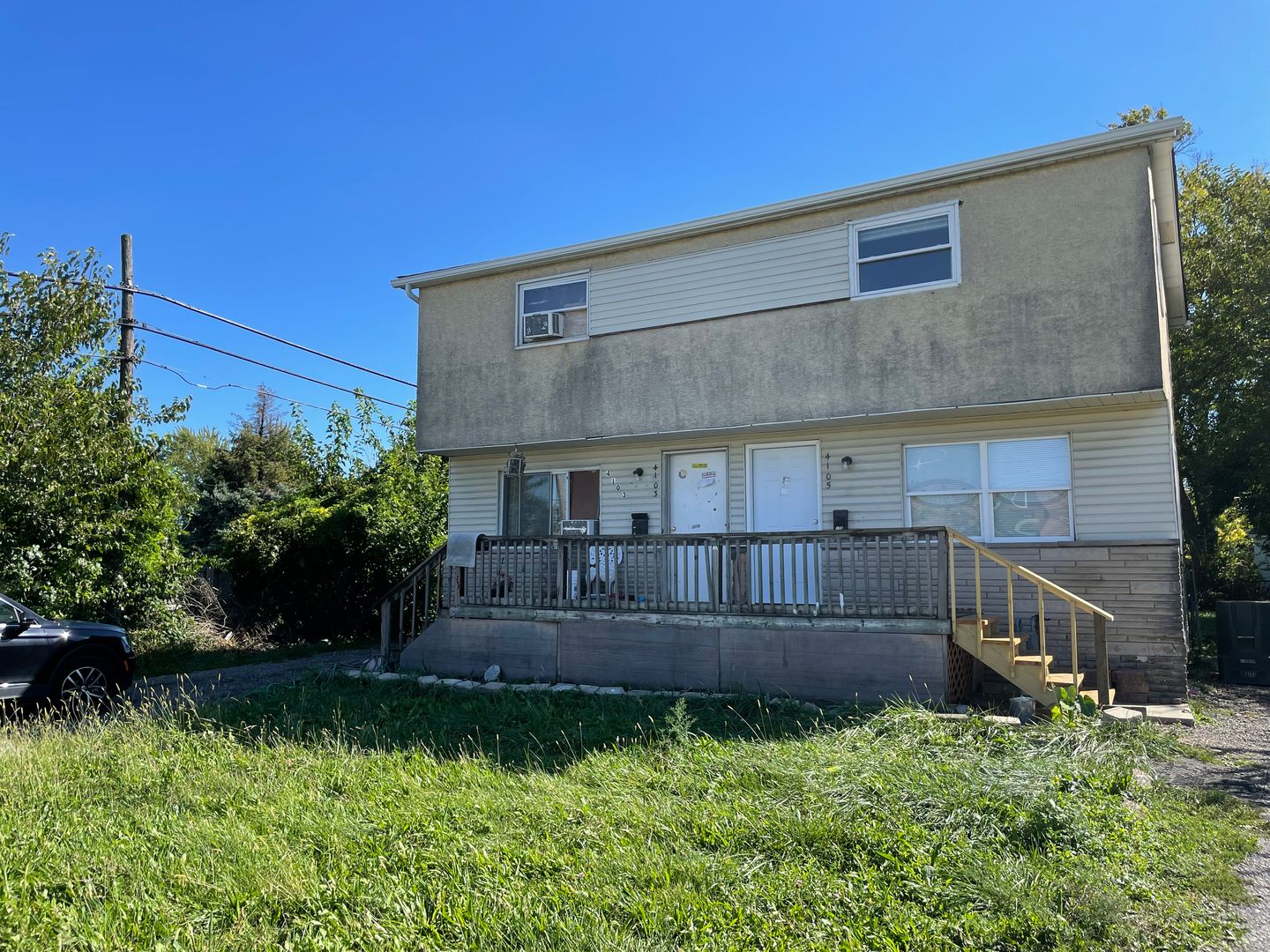 Columbus Townhome: 4105 Sullivant Avenue