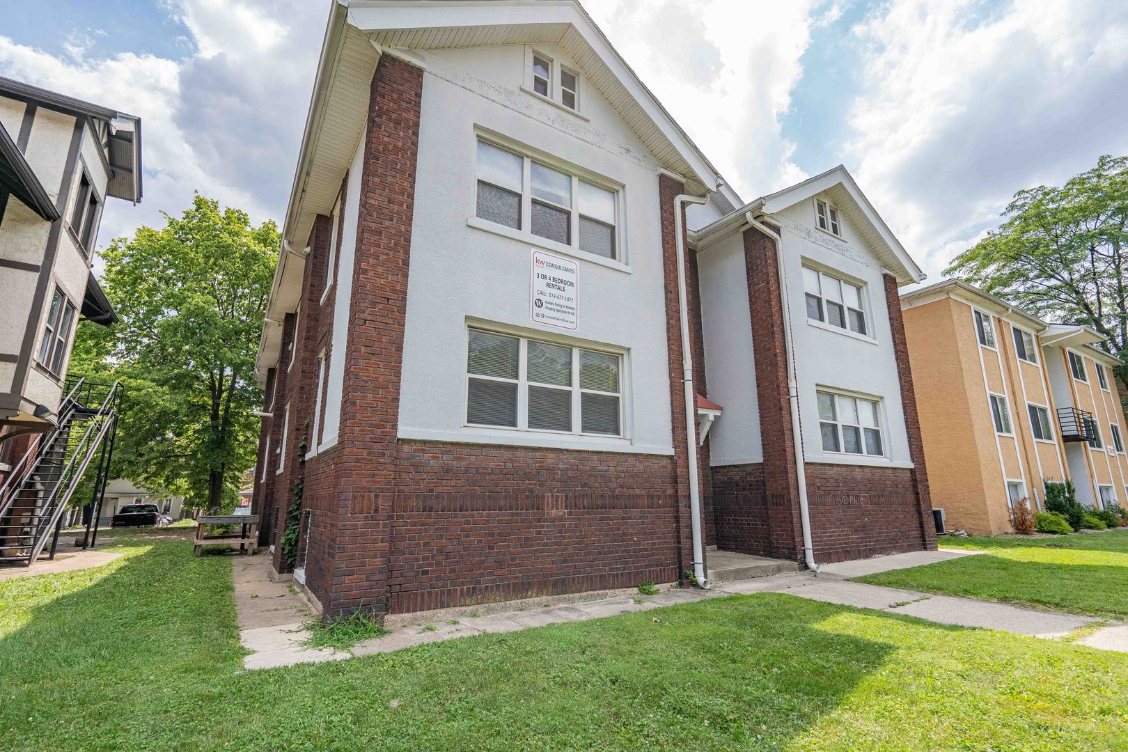 Columbus Apartment: 299 E. 15th Avenue