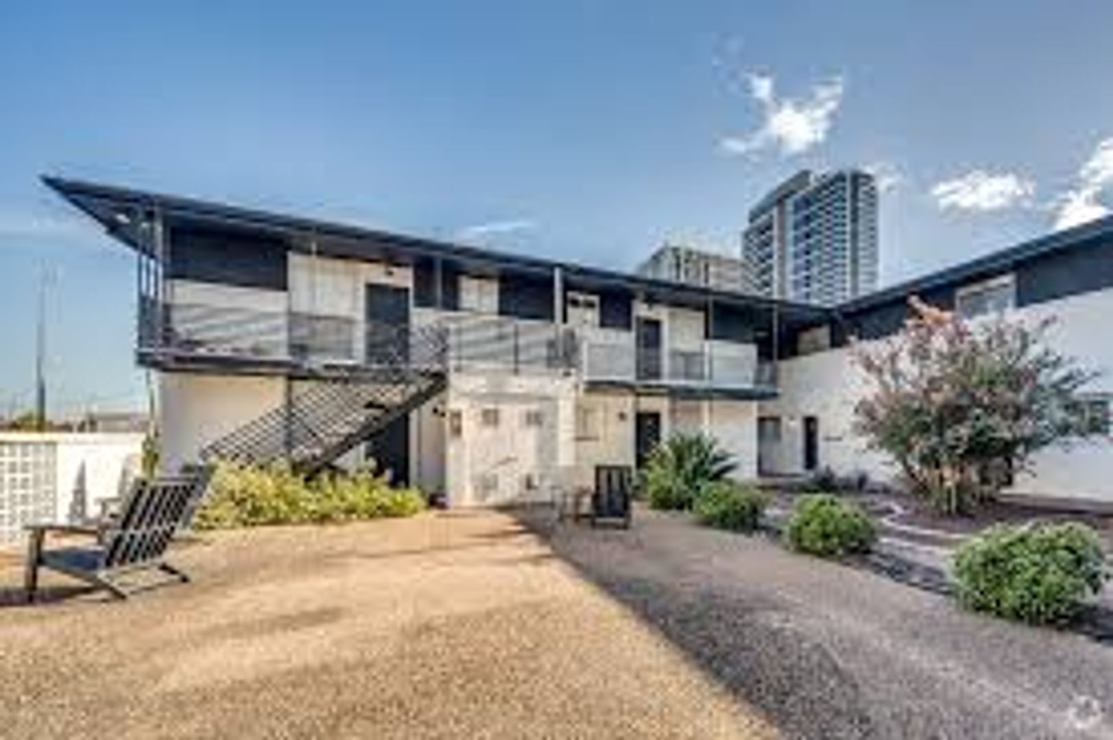 Houston Apartment: 5123 Del Monte Drive