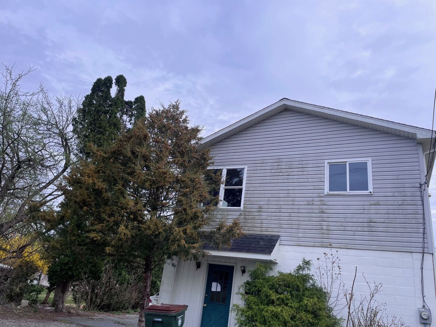 Bellefonte House: 734 E. Cherry Lane