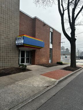 112 W Foster – photo 1