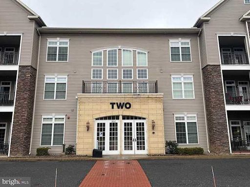 2-Bedroom Townhome for professionals - The Summit at Shiloh HOA – photo 1