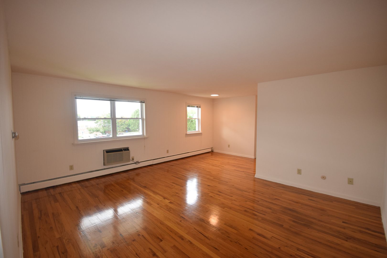 State College Apartment: 424 Waupelani Drive