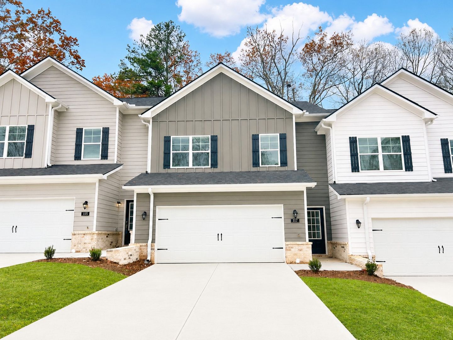 Corneila Townhome: 117 Chase Crossing