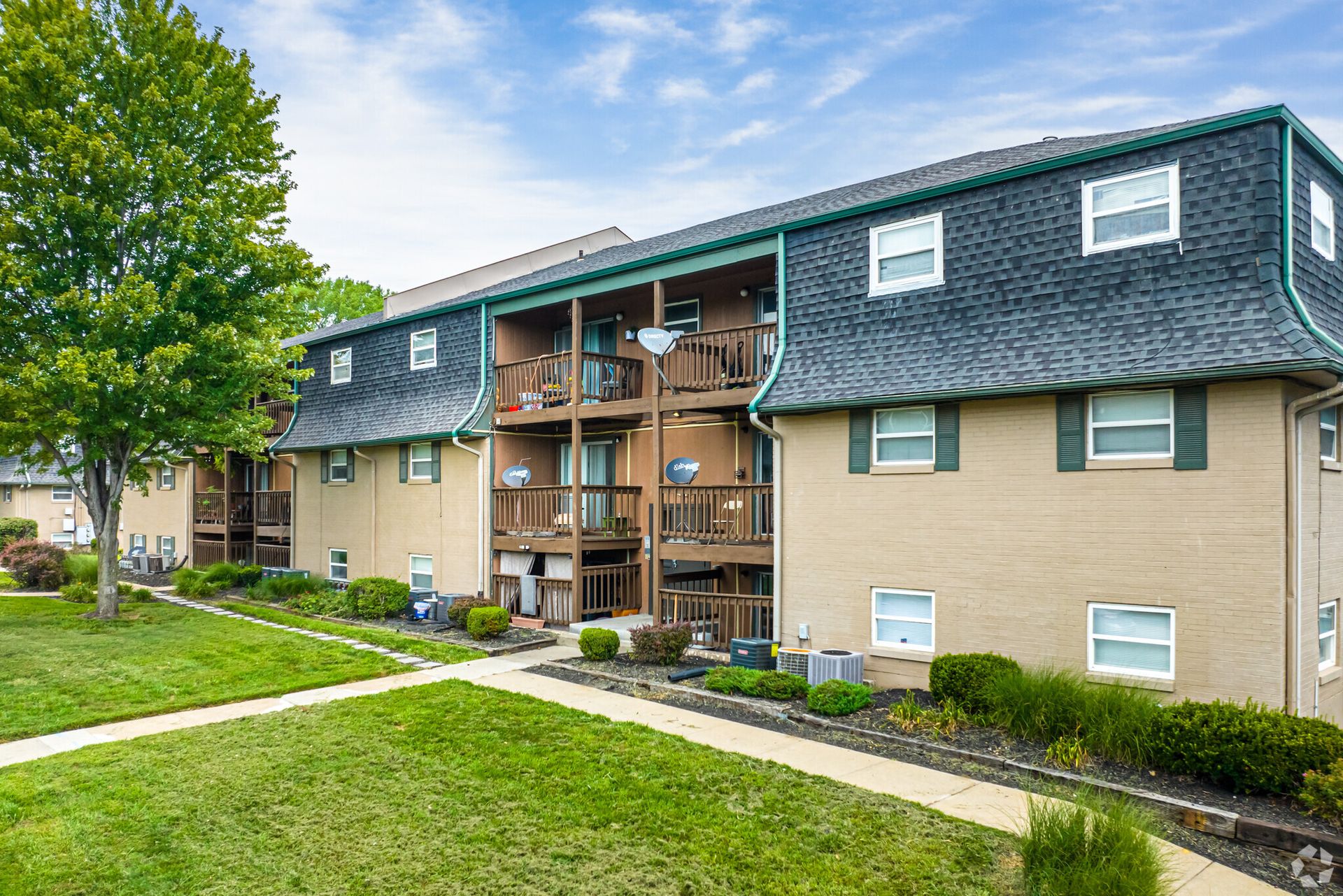 Kansas City Apartment: 4125 Thompson St