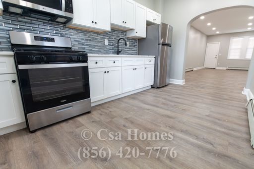 Newly Renovated 2 Bed/1 Bath in Whitman Park Neighborhood of Camden! – photo 1
