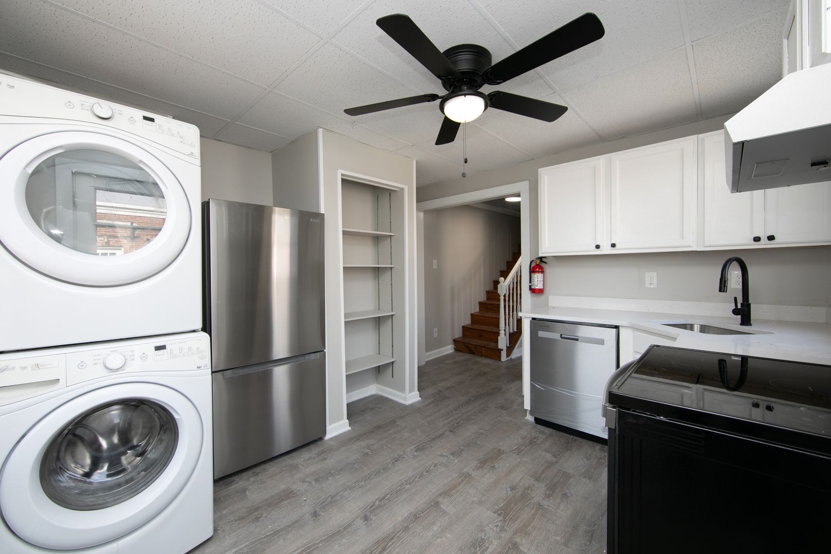 Gloucester City Apartment: 12-14 South Broadway