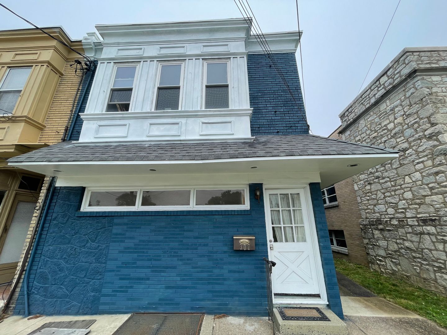 Audubon Apartment: 307 South White Horse Pike