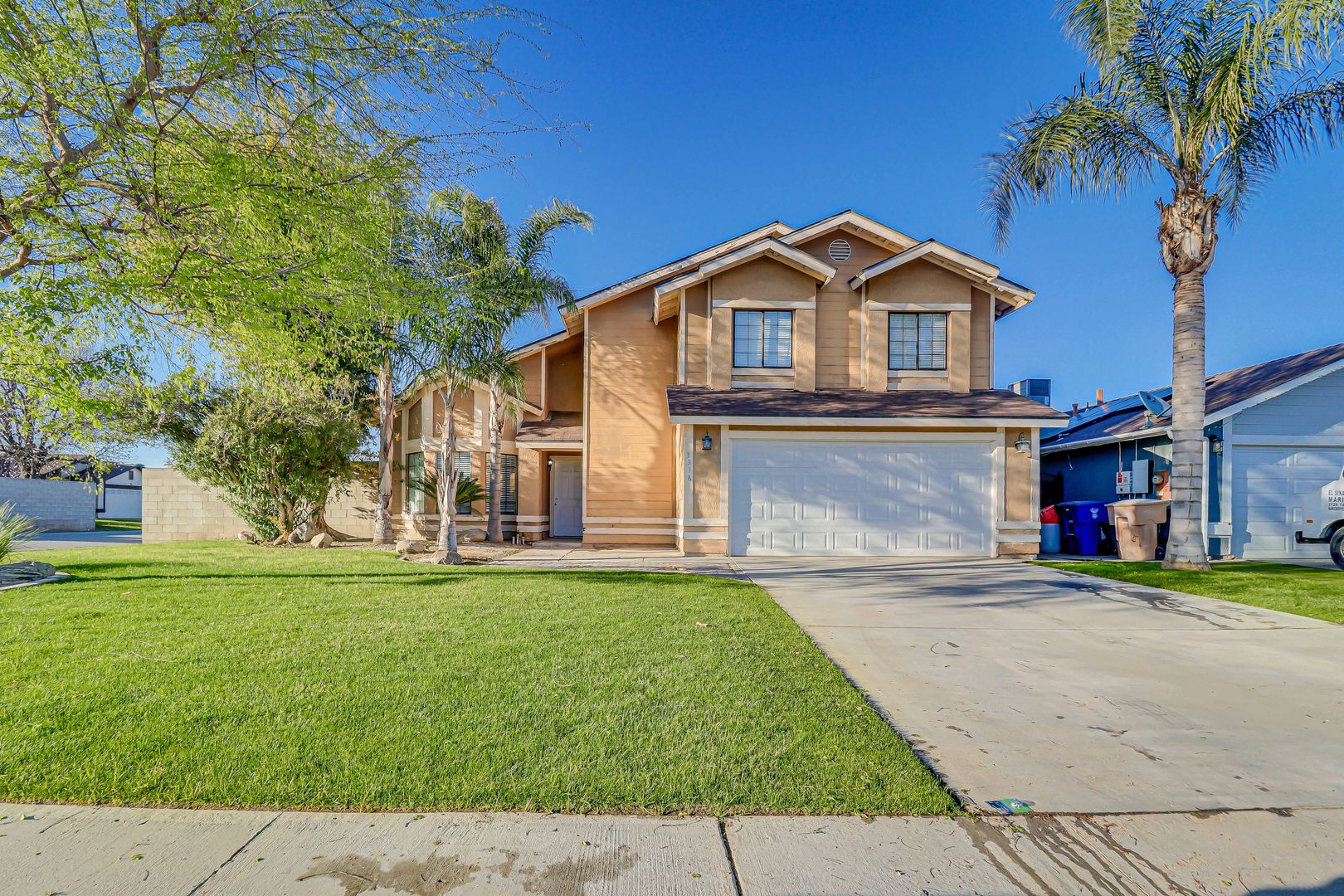 Bakersfield House: 3316 Fiesta Ave