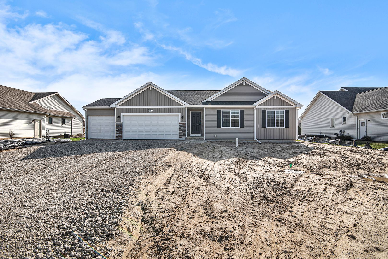 4082 Autumn Hue Lane