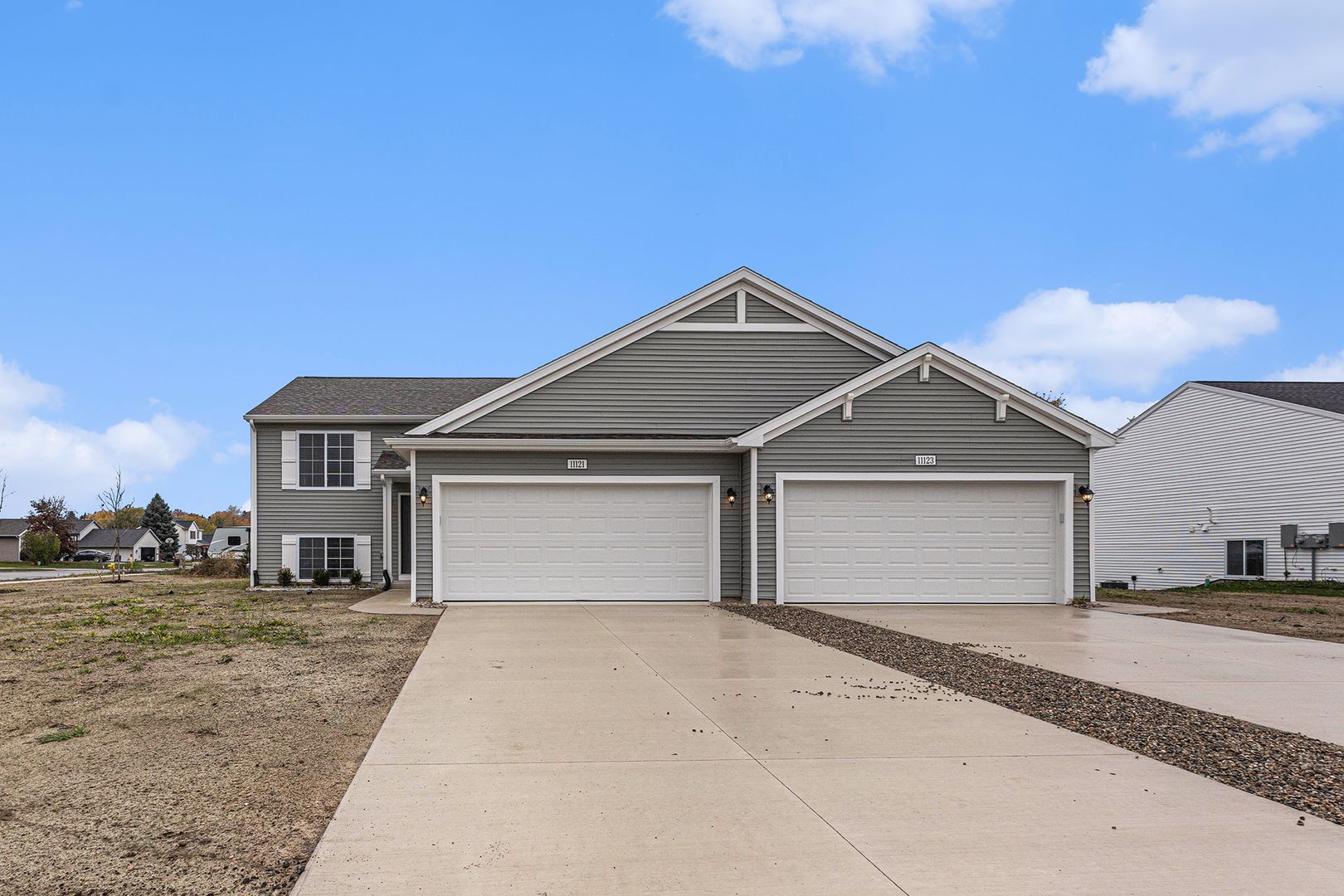 Allendale House: 11121 Farmway Drive