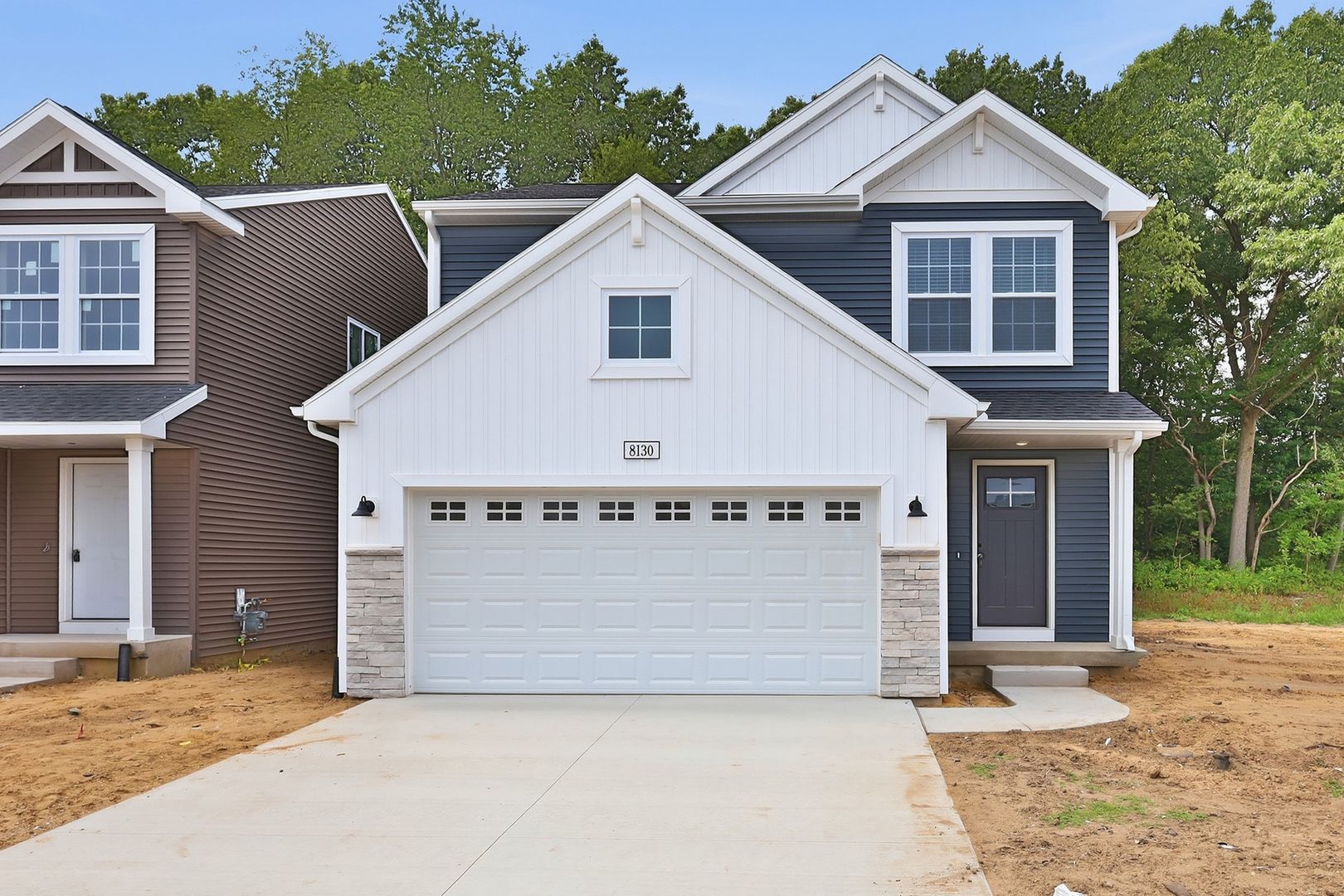Portage House: 8130 Crestbrook Court