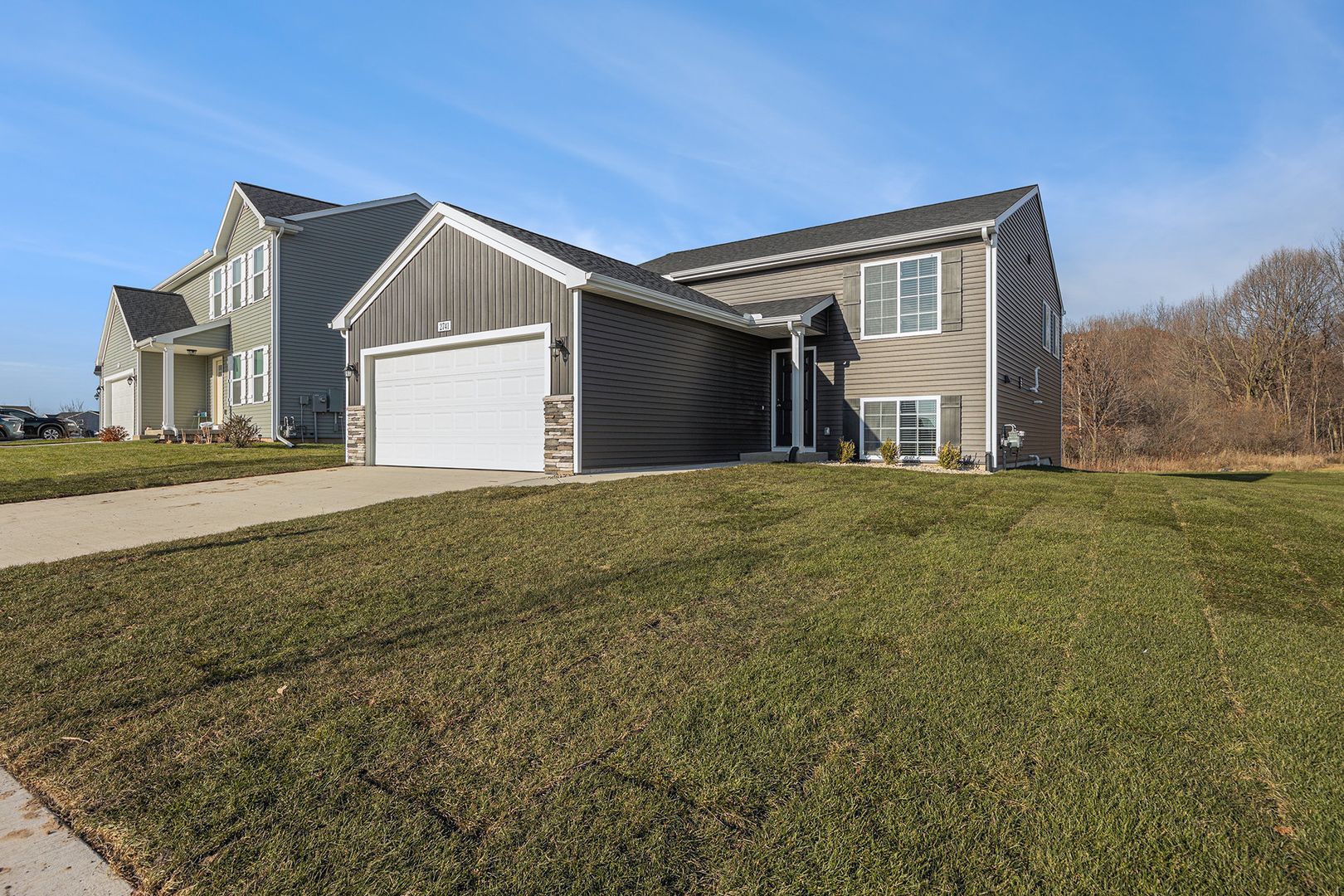 Portage House: 7363 Sessile Circle