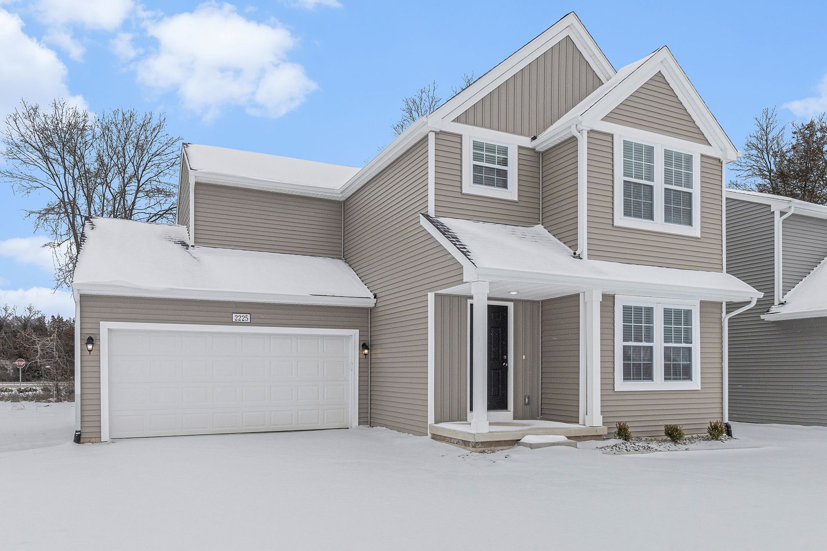 Waterford House: 2212 Macatawa Lane