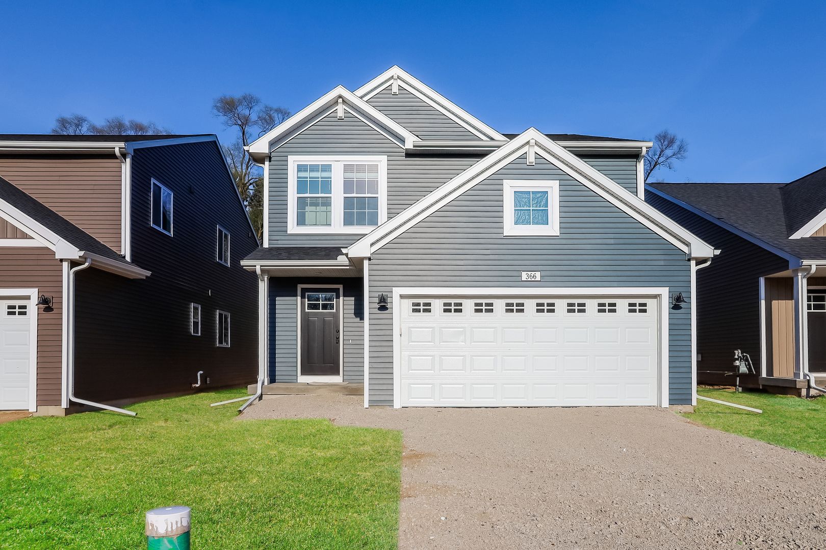 Portage House: 8130 Crestbrook Court