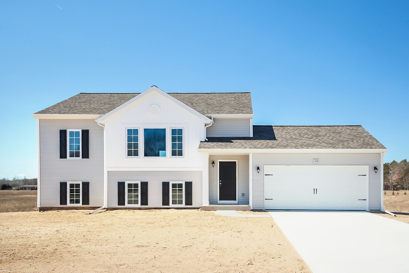Portage House: 5632 Alten Street