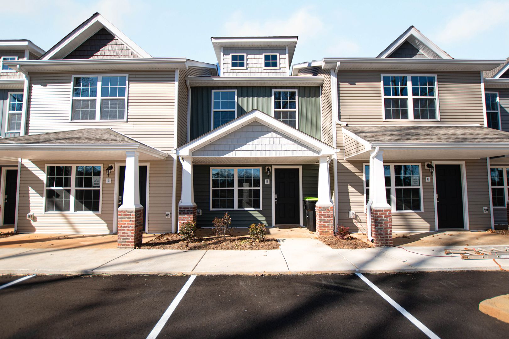 Clarksville House: 955 Big Sky Drive D