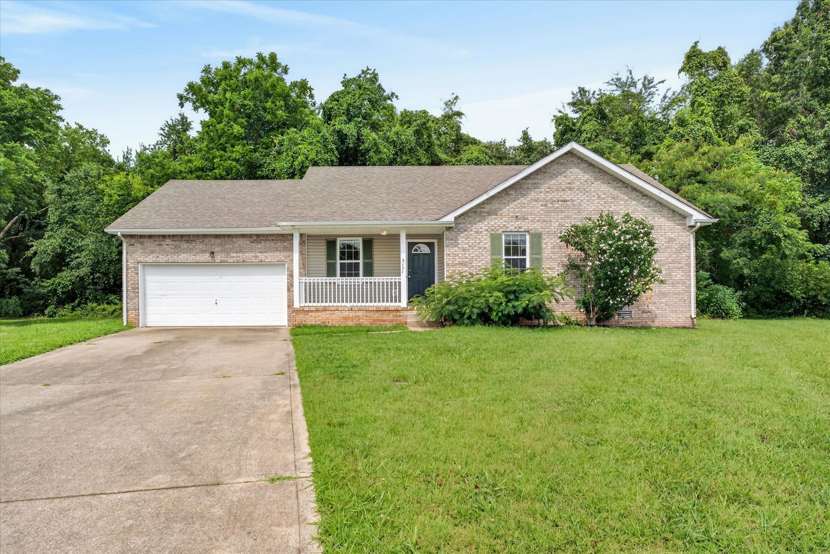 Clarksville House: 3171 Buckhorn Court