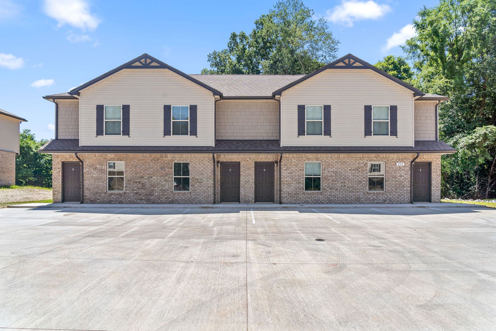 Clarksville Apartment: 259 Smithson Lane