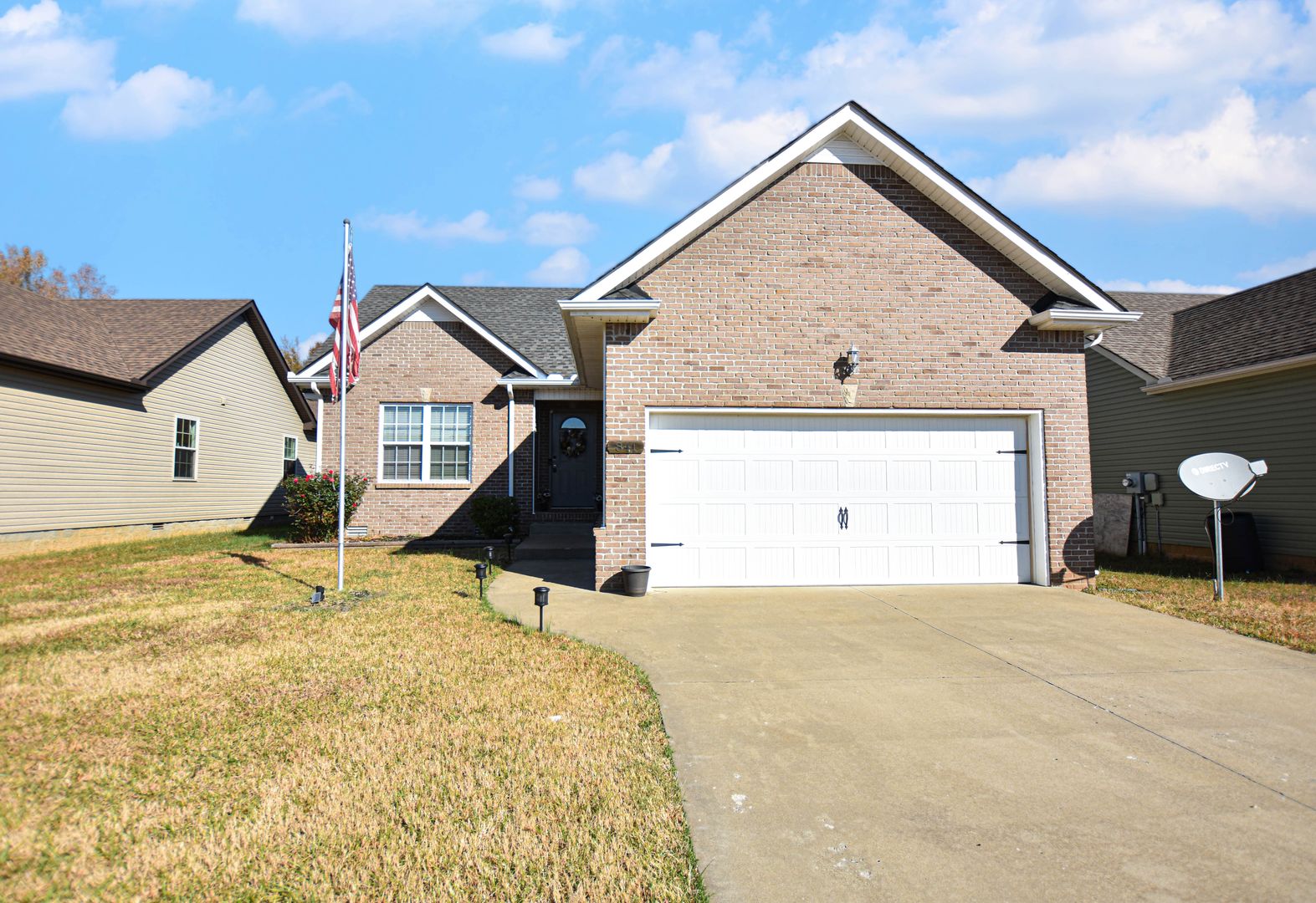 Clarksville House: 841 Shelton Circle