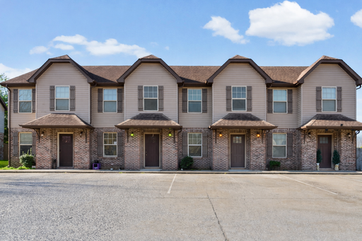 Pet Friendly Two Bedroom! – photo 1