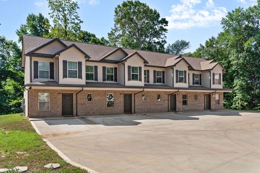 Fully Furnished Two Bedroom! Short Term Rental! – photo 1