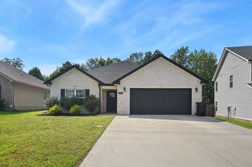 Like New Three Bedroom! – photo 1