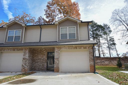 Pet Friendly Three Bedroom Condo! – photo 1