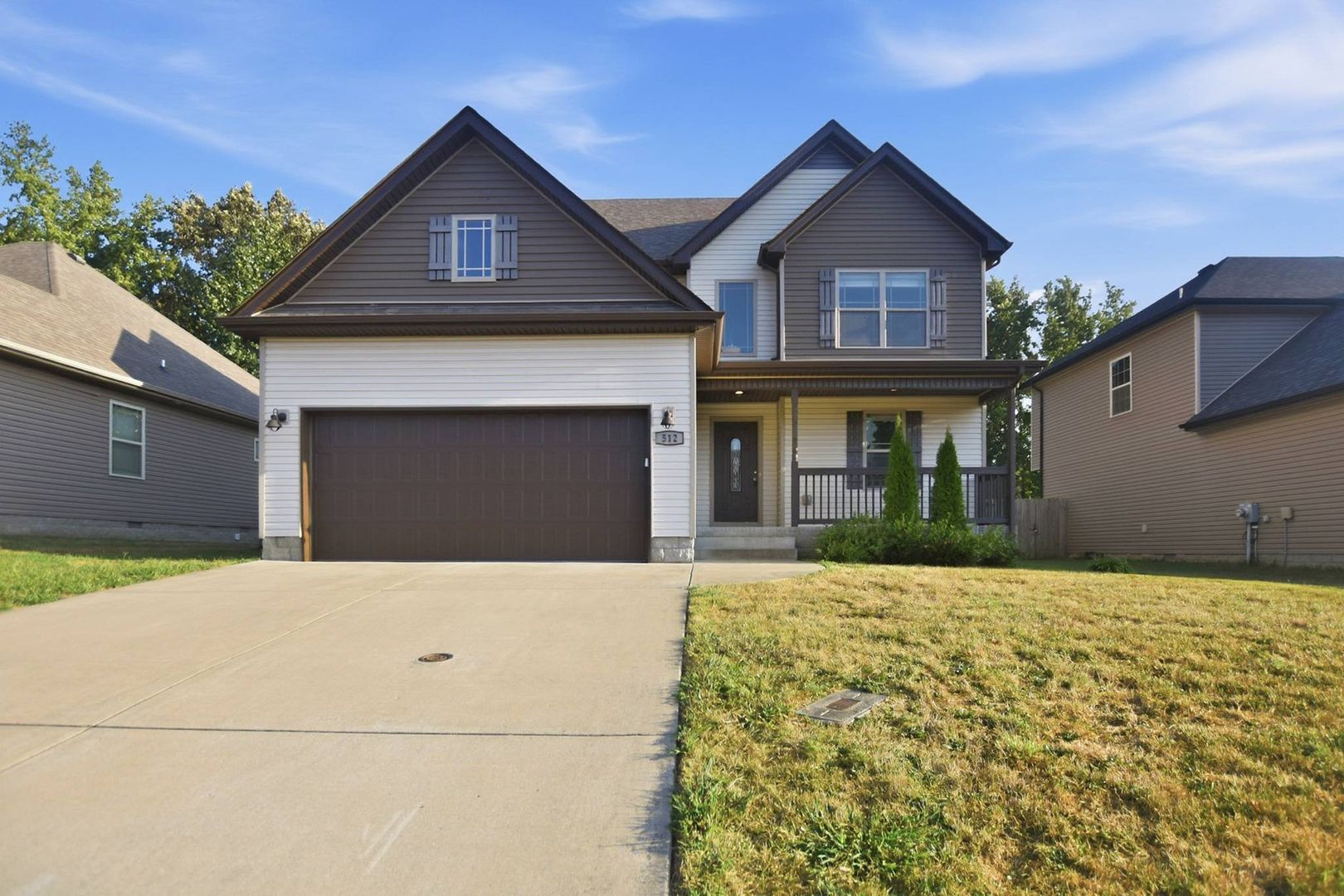 Clarksville House: 512 Sourwood Drive