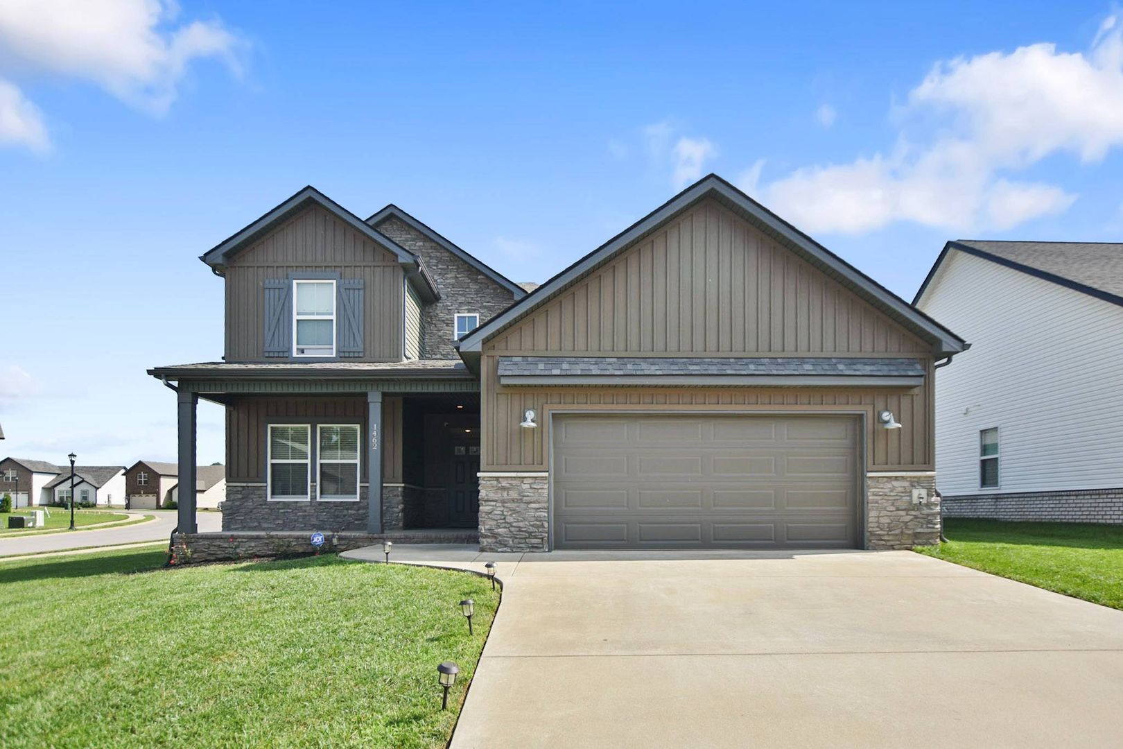 Clarksville House: 1462 Citadel Dr