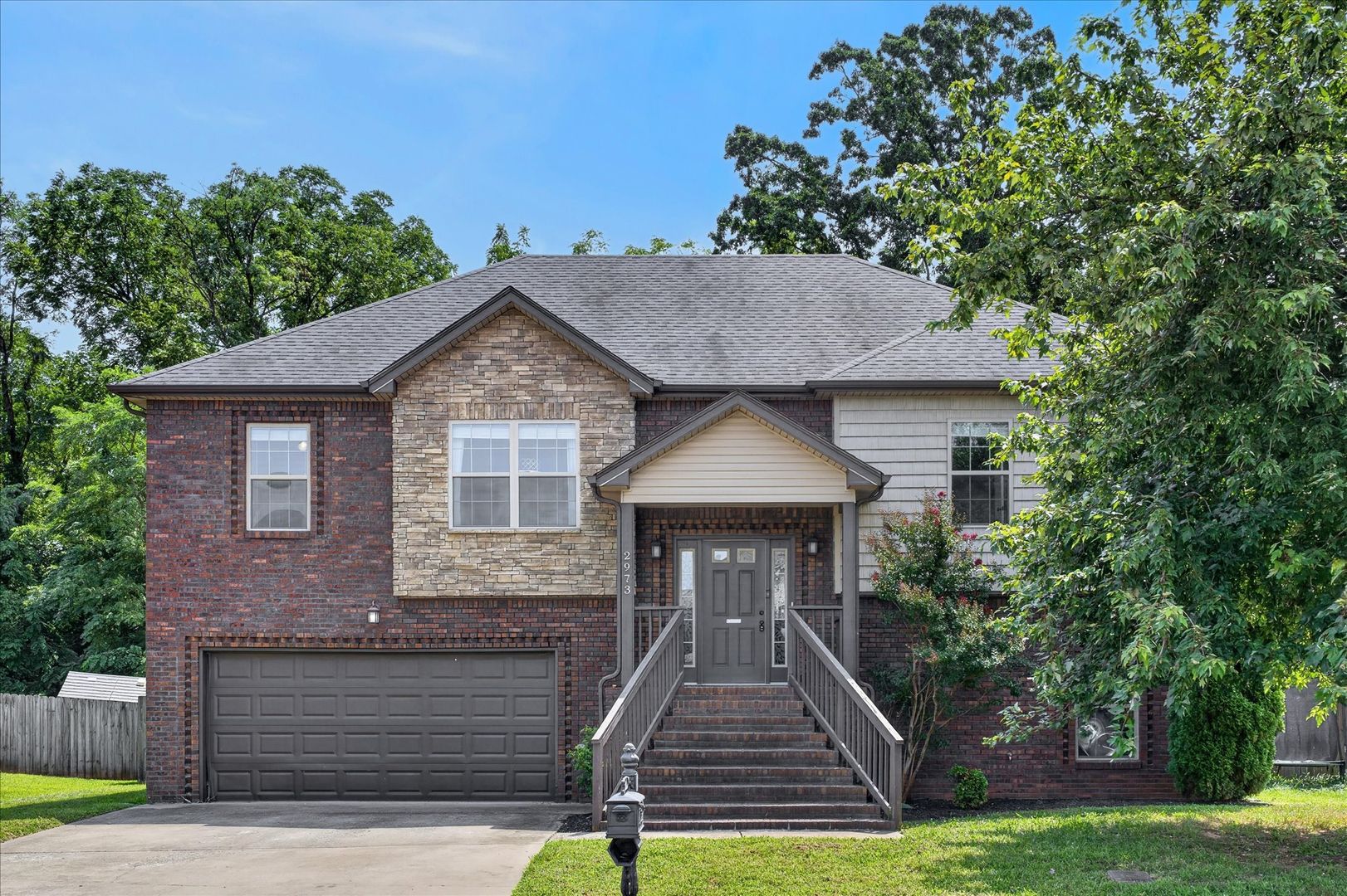 Clarksville House: 2973 McManus Cir