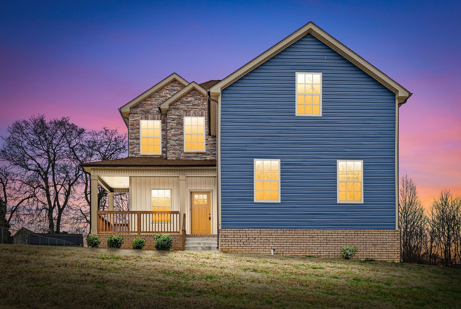 Clarksville House: 1395 Holden Drive