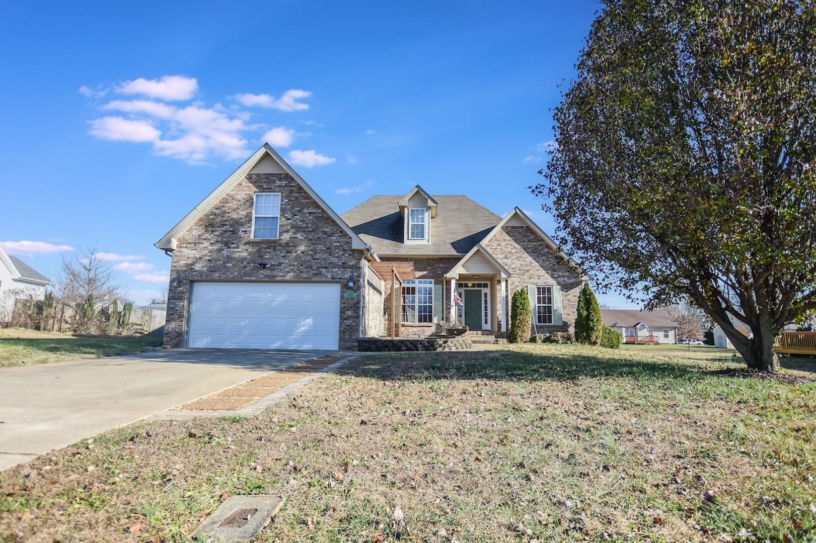 Clarksville House: 3886 Stella Drive