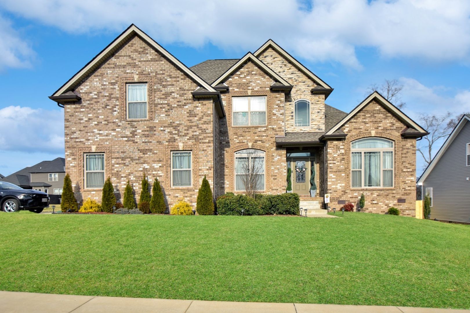 Clarksville House: 100 David Keith Ln