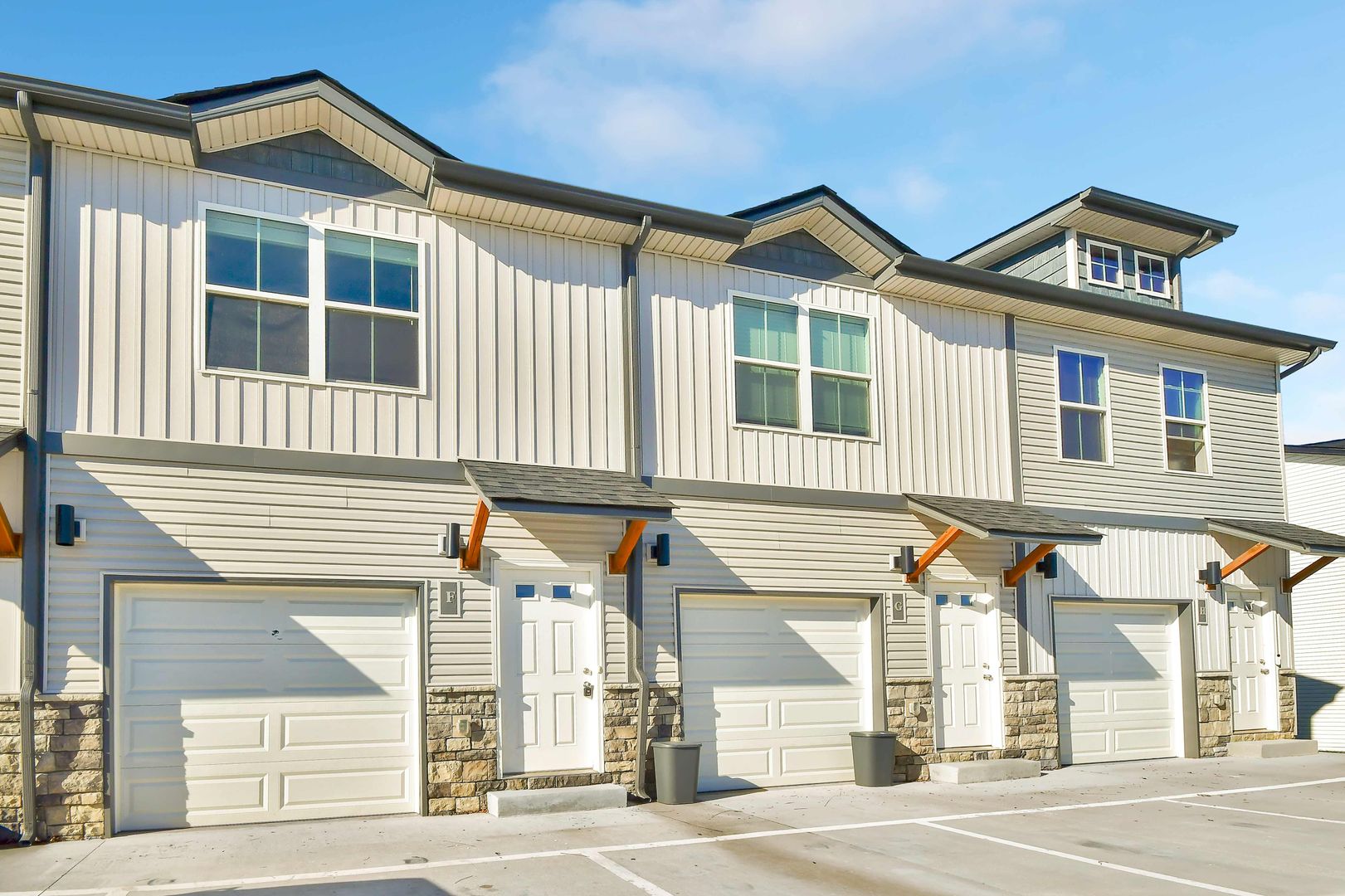 Clarksville House: 220 Drayton Dr, Unit F