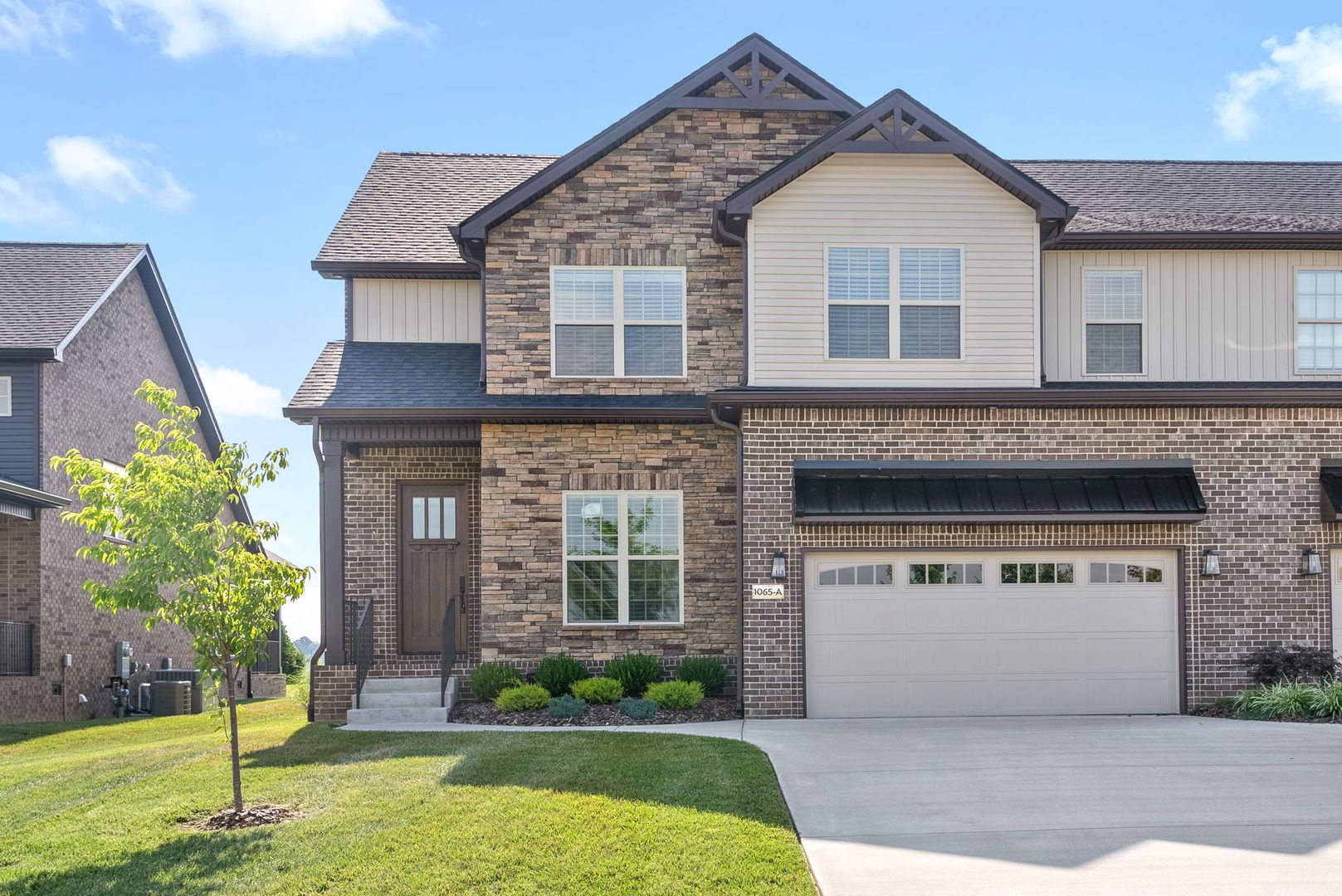 Clarksville House: 1065 Veridian Dr A