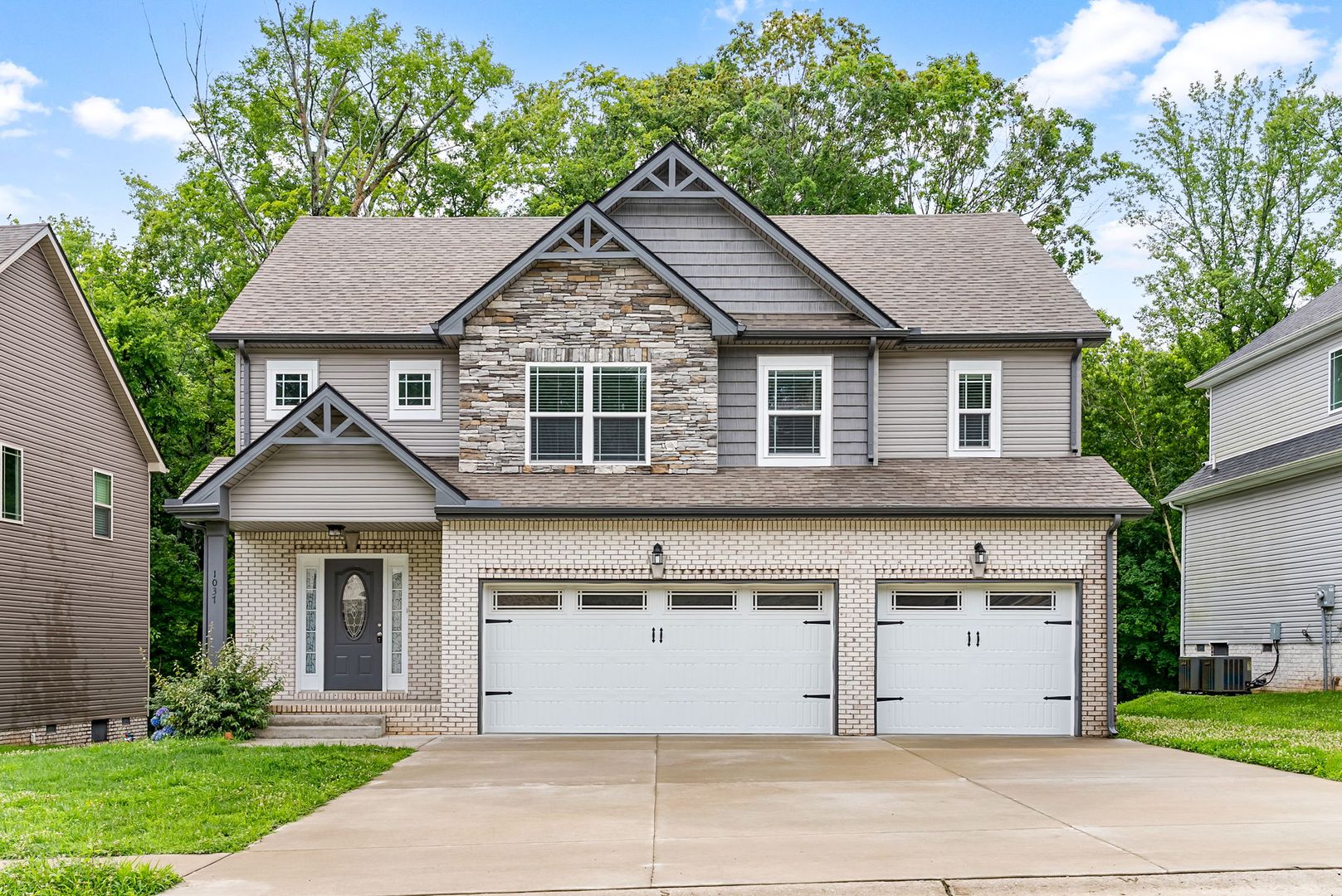 Clarksville House: 1037 Brightwood Ct