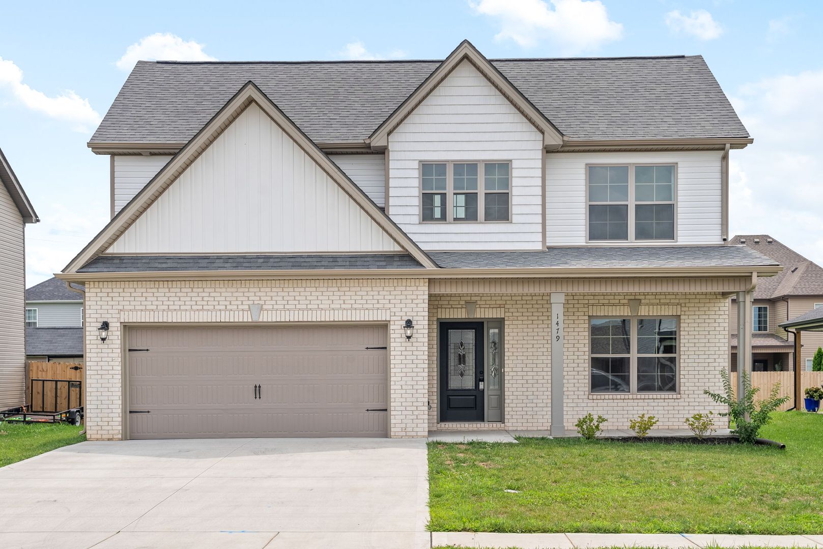 Clarksville House: 1479 Kingbird Dr