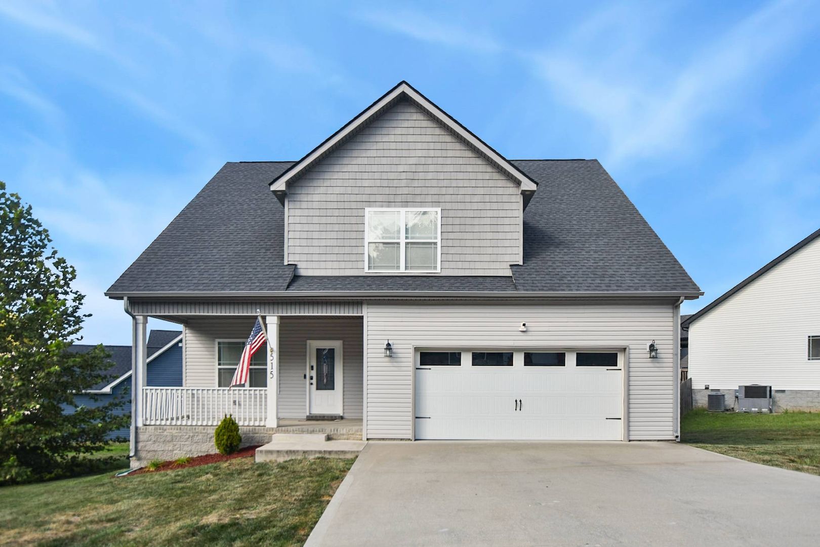 Clarksville House: 515 Woodtrace Dr