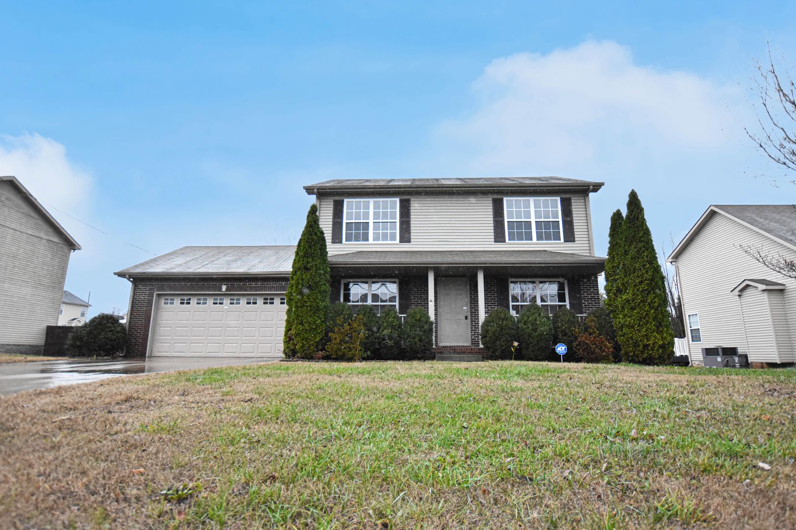 Clarksville House: 3414 Bradfield Drive