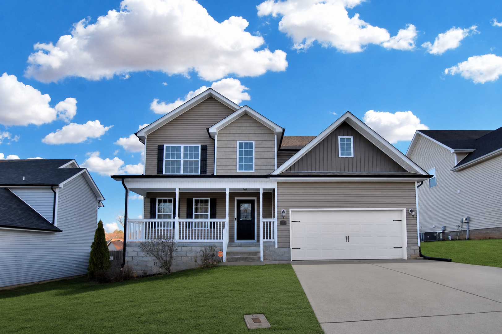 Clarksville House: 524 Somerset Lane