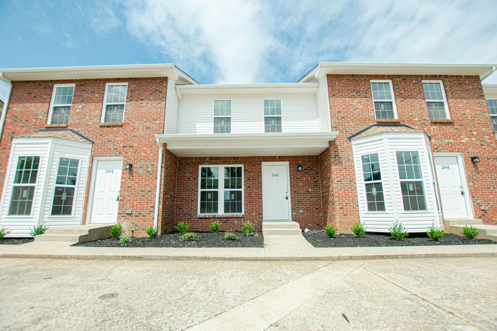 Clarksville House: 2066 Tynewood Dr.
