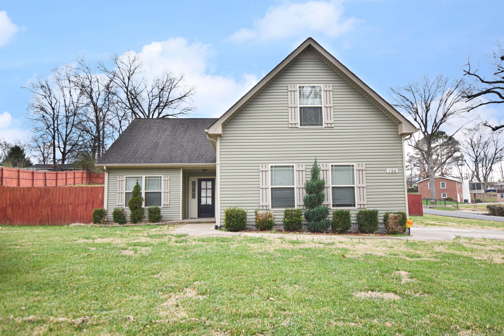 Clarksville House: 79 Bel Air Blvd