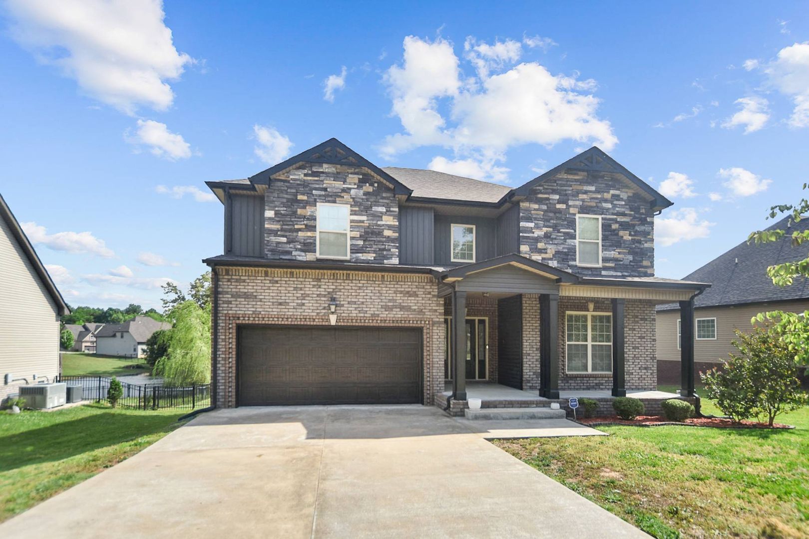 Clarksville House: 3536 Smith Brothers Lane