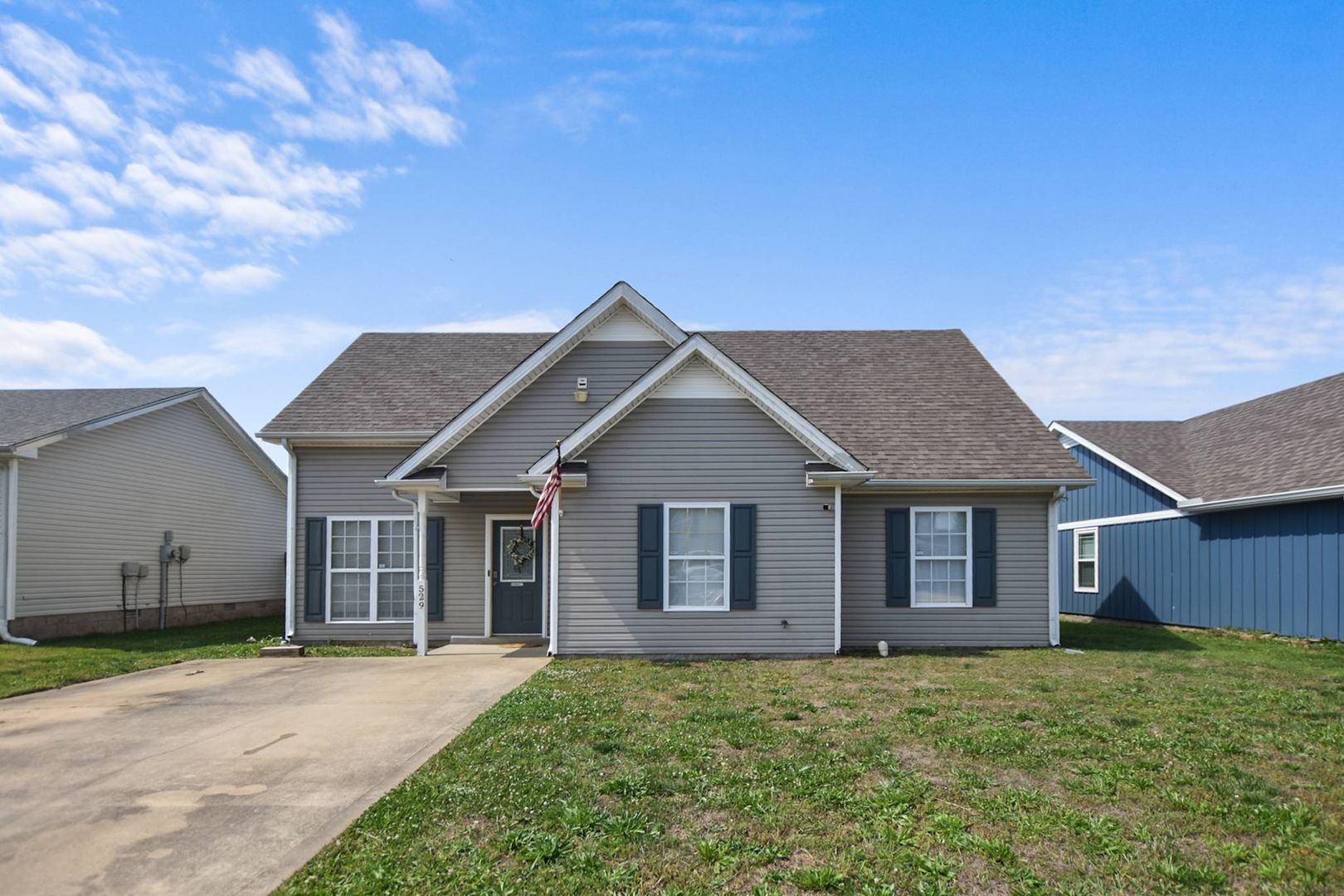 Clarksville House: 529 Oakmont Dr