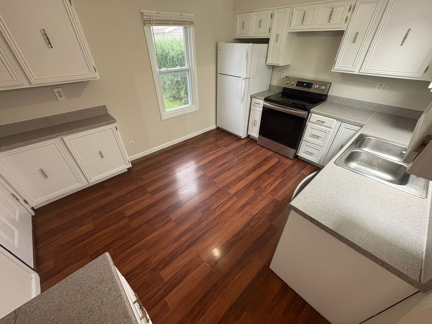 Cleveland Apartment: 2315 Hood Ave