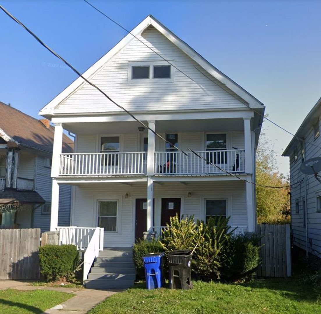 Cleveland Apartment: 8410 Denison Ave
