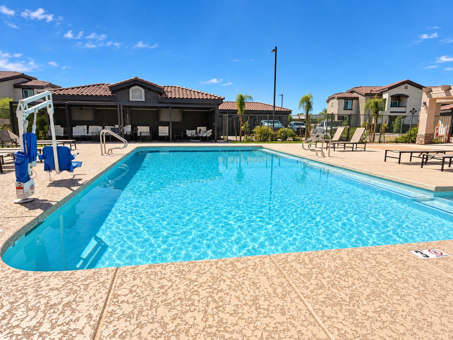 Pool at Crest at Skyline (8 of 8)