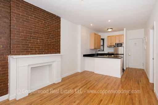 172 East 82nd Street, Apt. 4B – photo 1